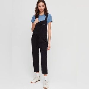 Aritzia Wilfred Free Black Valletta Overalls Cropped Size XXS Women’s